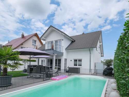 Foto - Haus zum Kaufen in Bad Krozingen 990.000,00 € 210 m²