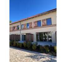 Haus zum Mieten in Beelitz 1.640,00 € 127.29 m²