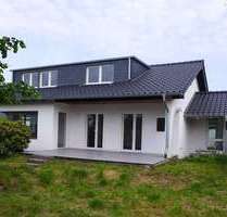 Haus zum Mieten in Rösrath 2.600,00 € 222.8 m²