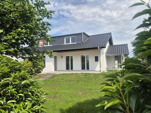 Foto - Haus zum Mieten in Rösrath 2.200,00 € 222.8 m²