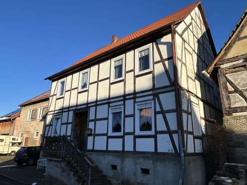 Foto - Haus zum Kaufen in Breuna Wettesingen 138.000,00 € 188 m²