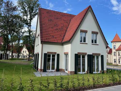 Foto - Haus zum Mieten in Beelitz 2.180,00 € 147.59 m²