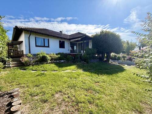 Foto - Haus zum Mieten in Veitsbronn 1.450,00 € 124 m²
