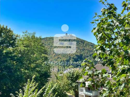 Foto - Wohnung zum Kaufen in Bad Urach 129.000,00 € 64 m²