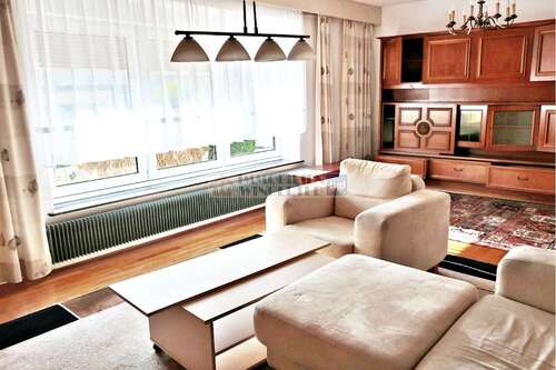 Foto - Haus zum Kaufen in Regensburg 725.000,00 € 147.46 m²