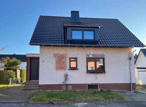 Foto - Haus zum Kaufen in Boffzen (Höxter) 209.000,00 € 123 m²