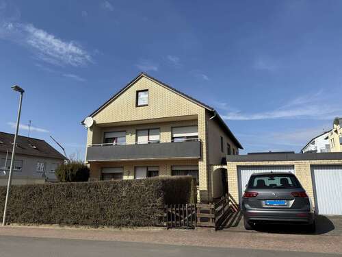 Foto - Haus zum Kaufen in Brakel 320.000,00 € 240 m²
