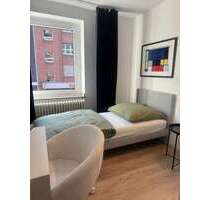 WG-Zimmer in Düsseldorf 699,00 € 15 m²