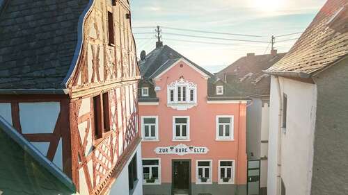 Foto - Haus zum Kaufen in Münstermaifeld 389.000,00 € 200 m²
