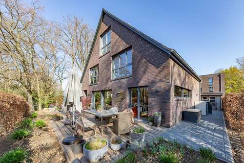 Foto - Haus zum Kaufen in Hamburg 1.785.000,00 € 248 m²