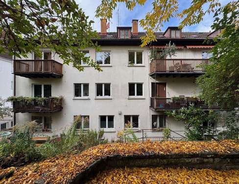 Foto - Haus zum Kaufen in Stuttgart 2.449.000,00 € 490.03 m²
