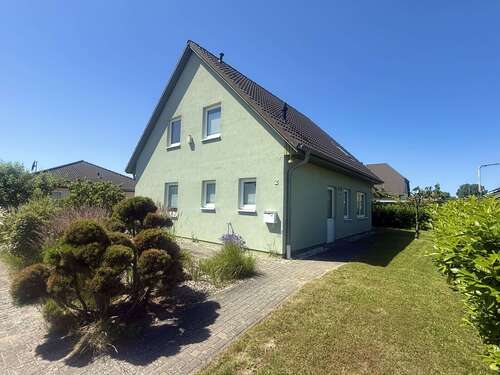 Foto - Haus zum Mieten in Goorstorf 2.100,00 € 145 m²