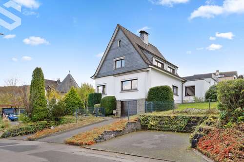 Foto - Haus zum Kaufen in Wiehl 375.000,00 € 178 m²