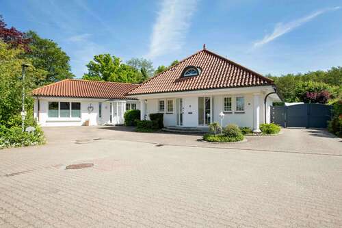 Foto - Haus zum Kaufen in Harrislee 1.300.000,00 € 367 m²