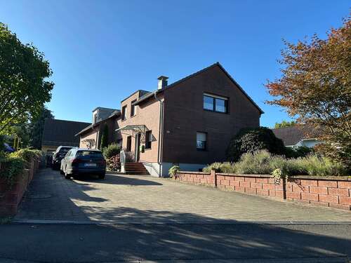 Foto - Haus zum Kaufen in Odenthal 620.000,00 € 230 m²