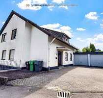 Haus zum Kaufen in Bergneustadt 315.000,00 € 192 m²