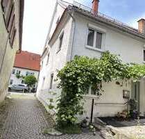 Haus zum Mieten in Weißenhorn 1.950,00 € 224 m²