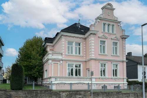 Foto - Haus zum Kaufen in Mülheim an der Ruhr 695.000,00 € 231.42 m²