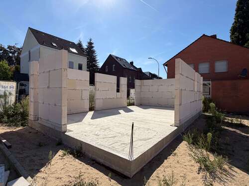 Foto - Haus zum Kaufen in Willich 699.000,00 € 144 m²