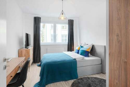Foto - WG-Zimmer in Stuttgart 490,00 € 13 m²