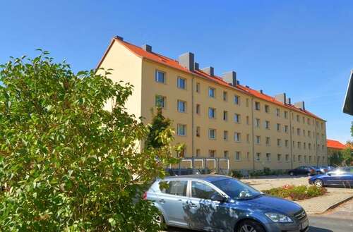Foto - Wohnung zum Mieten in Halle 411,40 € 57.45 m²