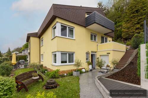 Foto - Haus zum Kaufen in Grenzach-Wyhlen 1.090.000,00 € 268 m²