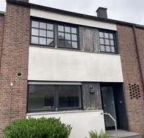 Haus zum Kaufen in Krefeld 359.000,00 € 134 m²
