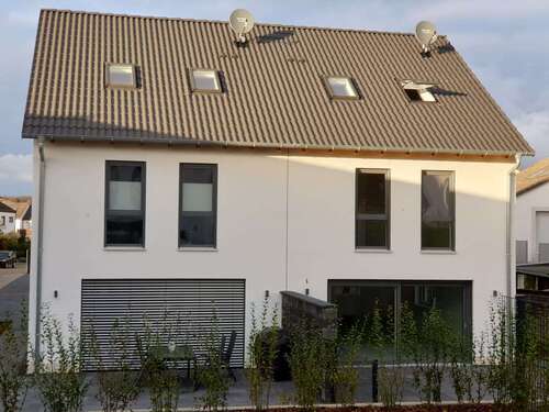 Foto - Haus zum Mieten in Grünstadt-Sausenheim 1.500,00 € 117 m²