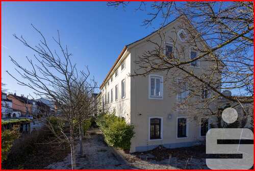 Foto - Haus zum Kaufen in Fürstenfeldbruck 1.150.000,00 € 478 m²