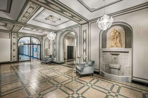 Foto - Wohnung zum Kaufen in Düsseldorf-Altstadt 1.980.000,00 € 177 m²
