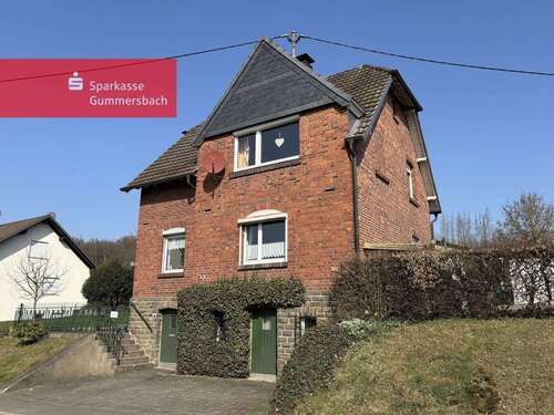 Foto - Haus zum Kaufen in Nümbrecht 225.000,00 € 111 m²