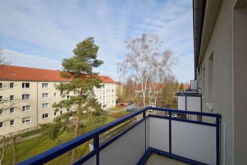 Foto - Wohnung zum Mieten in Halle (Saale) 495,85 € 69.35 m²