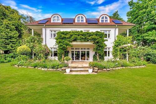 Foto - Haus zum Kaufen in Bremerhaven 675.000,00 € 256 m²