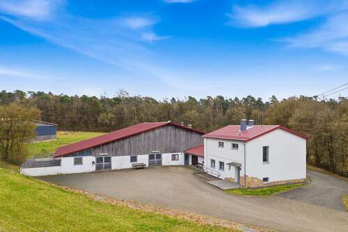 Foto - Haus zum Kaufen in Seckach 1.379.000,00 € 280 m²