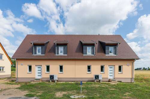 Foto - Haus zum Kaufen in Fredersdorf-Vogelsdorf 1.099.000,00 € 230 m²
