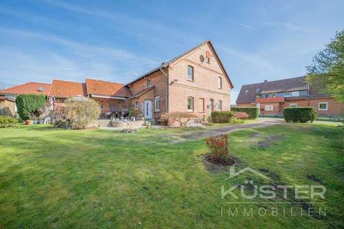 Foto - Haus zum Kaufen in Auetal 325.000,00 € 300 m²