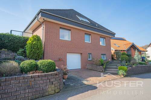 Foto - Haus zum Kaufen in Rodenberg 585.000,00 € 204 m²