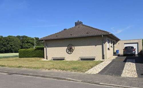 Foto - Haus zum Kaufen in Mönchengladbach 429.000,00 € 118 m²