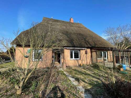 Foto - Haus zum Kaufen in Oesterdeichstrich 130.000,00 € 180.71 m²