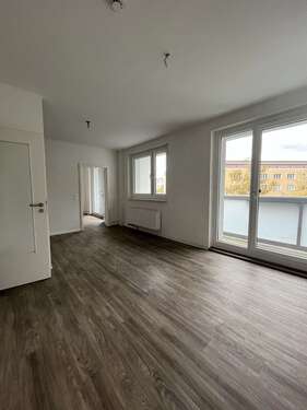 Foto - Wohnung zum Mieten in Halle 469,00 € 73.55 m²