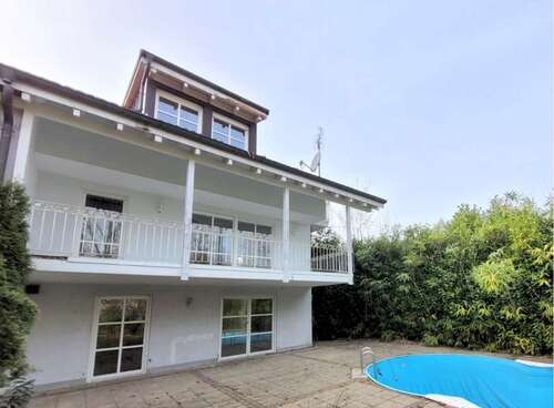 Foto - Haus zum Kaufen in Schopfheim 675.000,00 € 272 m²