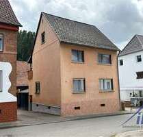 Haus zum Kaufen in Kaiserslautern Erlenbach 295.000,00 € 132 m² - Kaiserslautern / Erlenbach