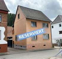 Haus zum Kaufen in Kaiserslautern Erlenbach 295.000,00 € 132 m² - Kaiserslautern / Erlenbach