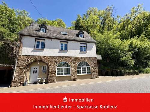 Foto - Haus zum Kaufen in Brodenbach 149.000,00 € 140 m²