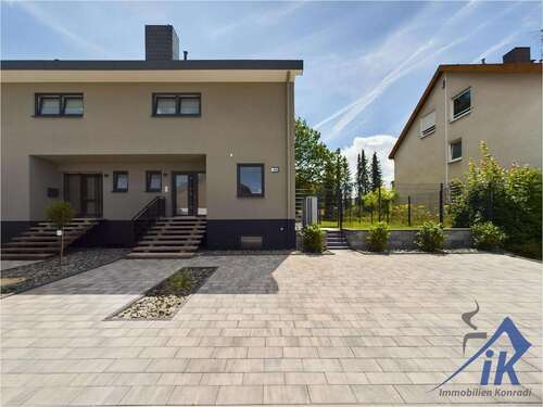 Foto - Haus zum Mieten in Kaiserslautern 3.400,00 € 233 m²