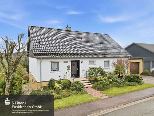 Foto - Haus zum Kaufen in Schleiden 259.000,00 € 152.6 m²