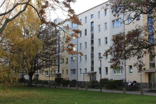 Foto - Wohnung zum Mieten in Erfurt 496,69 € 61.32 m²