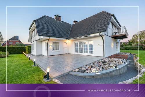Foto - Haus zum Kaufen in Kummerfeld 1.190.000,00 € 370 m²