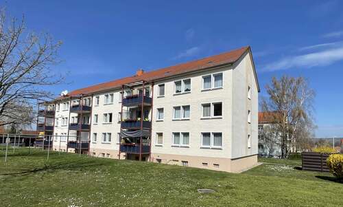 Foto - Wohnung zum Mieten in Laucha 310,00 € 61 m²