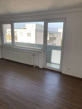 Foto - Wohnung zum Mieten in Oberursel 1.007,33 € 67.38 m²